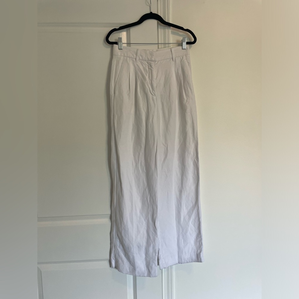 Aritzia Effortless Pant